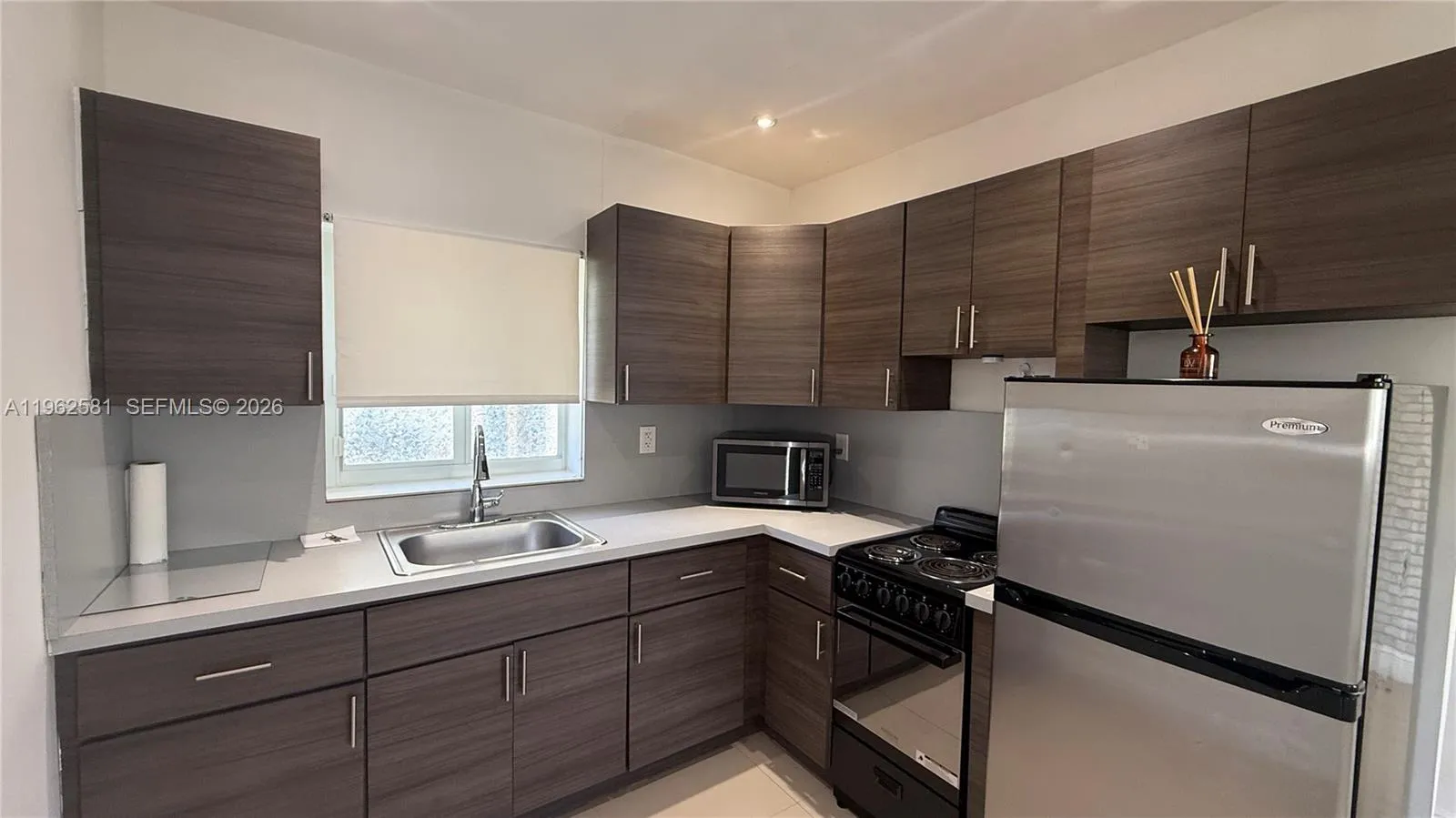 560 Ne 67th St 4, Miami, Florida 33138, Miami, Florida 33138, ,1 BathroomBathrooms,Residential Lease,For Rent,560 Ne 67th St 4, Miami, Florida 33138,A11962581