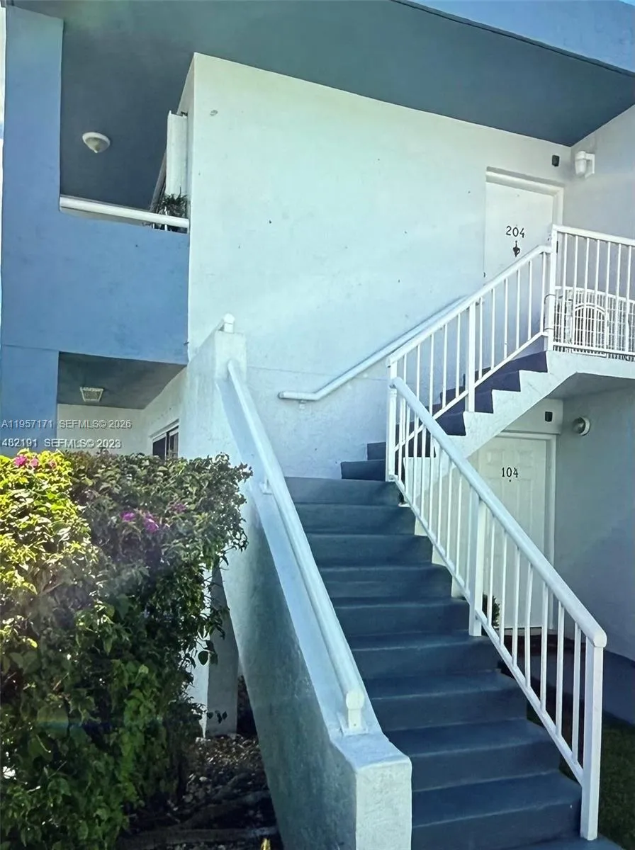 6220 Sw 131st Ct 204, Miami, Florida 33183, Miami, Florida 33183, 1 Bedroom Bedrooms, ,1 BathroomBathrooms,Residential,For Sale,6220 Sw 131st Ct 204, Miami, Florida 33183,A11957171
