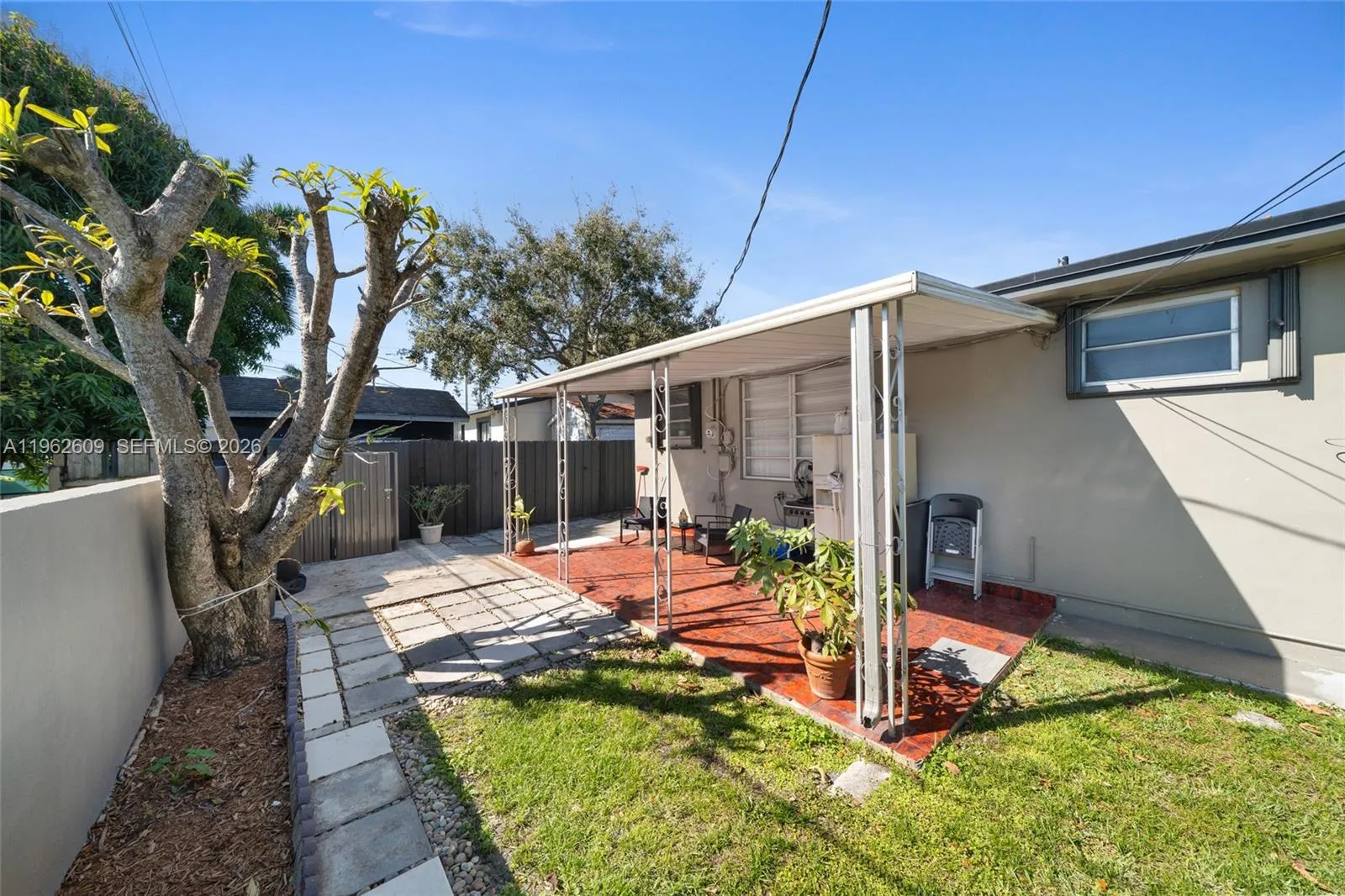1168 W 24th St, Hialeah, Florida 33010, Hialeah, Florida 33010, ,Residential Income,For Sale,1168 W 24th St, Hialeah, Florida 33010,A11962609
