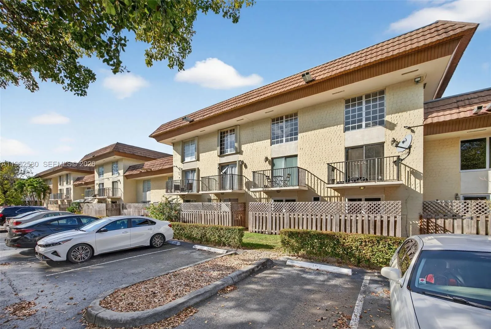 8550 Sw 109th Ave 5-110, Miami, Florida 33173, Miami, Florida 33173, 2 Bedrooms Bedrooms, ,2 BathroomsBathrooms,Residential,For Sale,8550 Sw 109th Ave 5-110, Miami, Florida 33173,A11962580