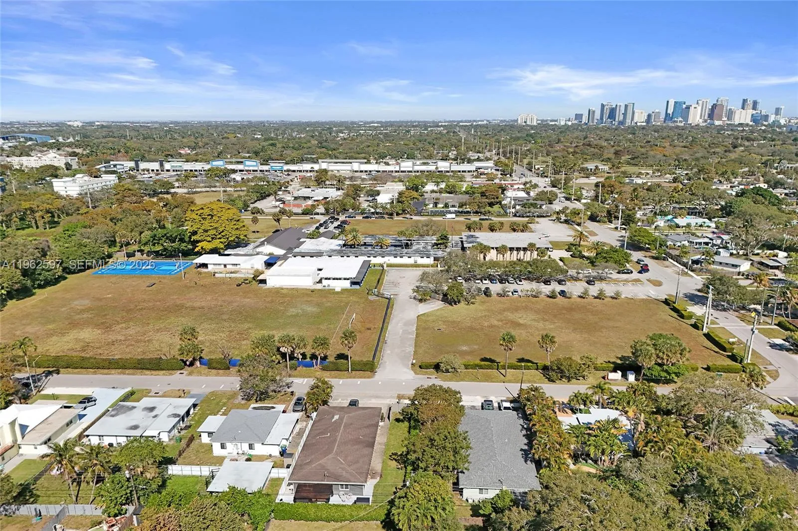 920 Sw 28th St, Fort Lauderdale, Florida 33315, Fort Lauderdale, Florida 33315, ,Residential Income,For Sale,920 Sw 28th St, Fort Lauderdale, Florida 33315,A11962597
