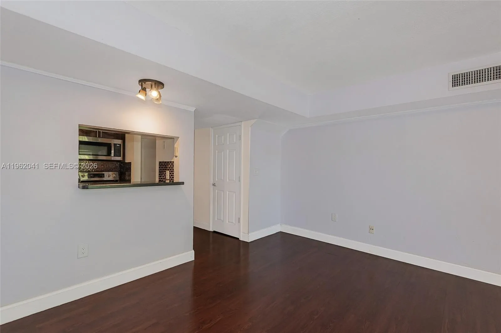 270 Nw 107th Ave 208, Miami, Florida 33172, Miami, Florida 33172, 2 Bedrooms Bedrooms, ,1 BathroomBathrooms,Residential,For Sale,270 Nw 107th Ave 208, Miami, Florida 33172,A11962041