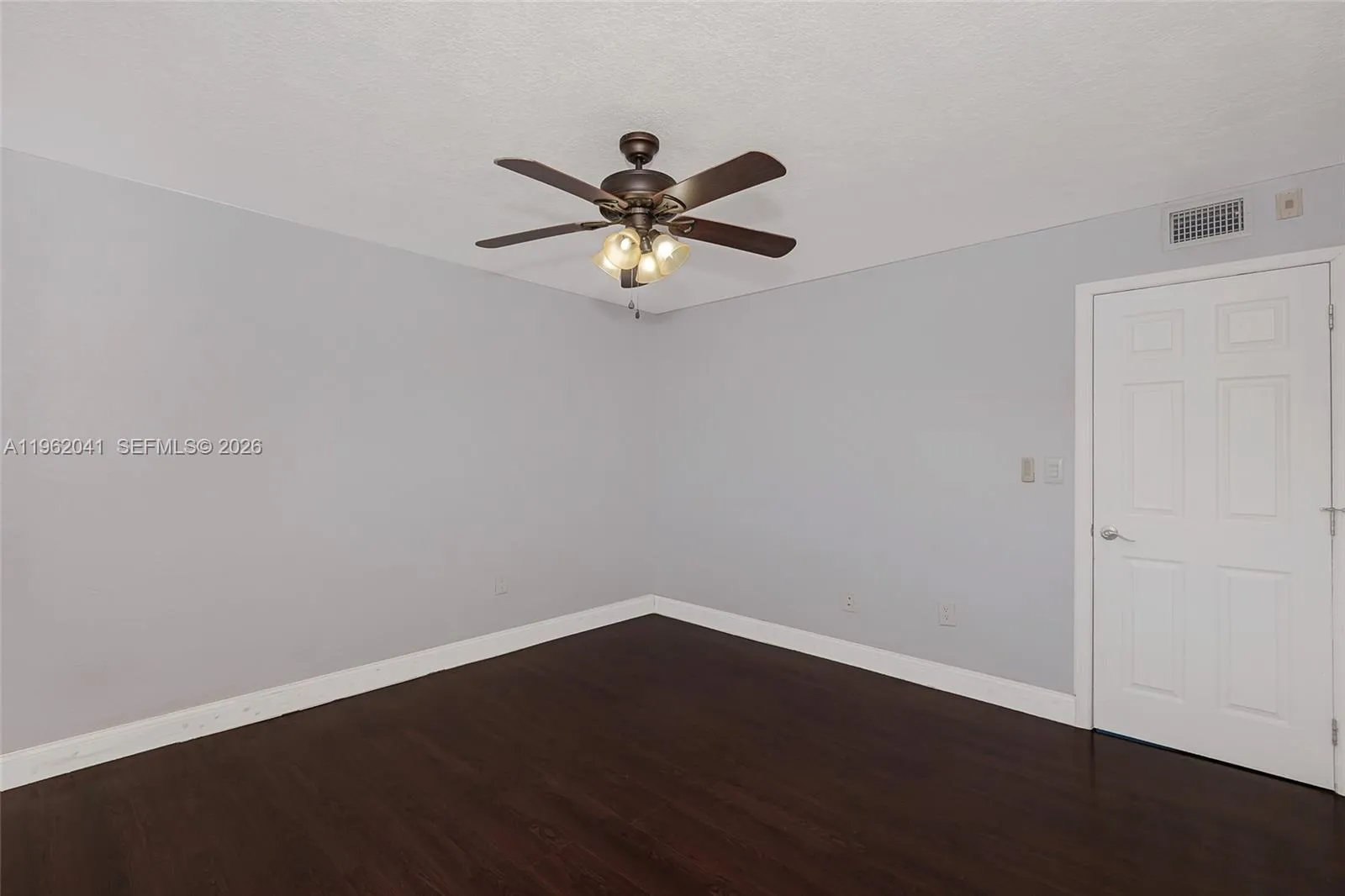 270 Nw 107th Ave 208, Miami, Florida 33172, Miami, Florida 33172, 2 Bedrooms Bedrooms, ,1 BathroomBathrooms,Residential,For Sale,270 Nw 107th Ave 208, Miami, Florida 33172,A11962041