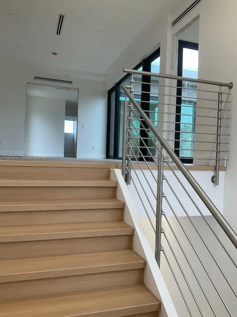 1700 Ne 18th St 0, Fort Lauderdale, Florida 33305, Fort Lauderdale, Florida 33305, 5 Bedrooms Bedrooms, ,4 BathroomsBathrooms,Residential Lease,For Rent,1700 Ne 18th St 0, Fort Lauderdale, Florida 33305,A11961643