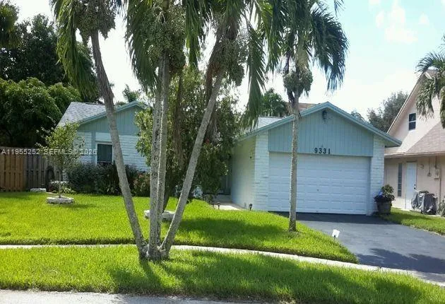 9331 Nw 33rd Mnr, Sunrise, Florida 33351, Sunrise, Florida 33351, 4 Bedrooms Bedrooms, ,3 BathroomsBathrooms,Residential,For Sale,9331 Nw 33rd Mnr, Sunrise, Florida 33351,A11955252