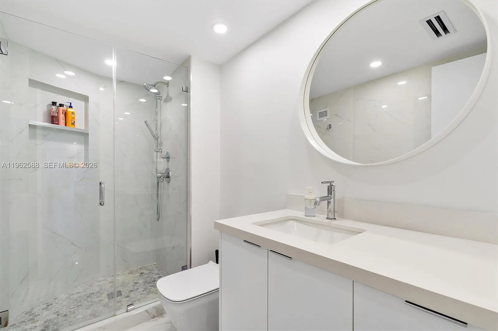1121 Crandon Blvd D806, Key Biscayne, Florida 3314, Key Biscayne, Florida 33149, 2 Bedrooms Bedrooms, ,2 BathroomsBathrooms,Residential Lease,For Rent,1121 Crandon Blvd D806, Key Biscayne, Florida 3314,A11962588