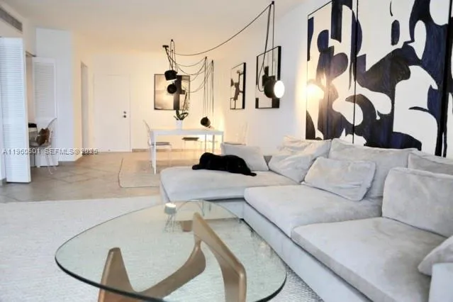 800 West Ave 823, Miami Beach, Florida 33139, Miami Beach, Florida 33139, 1 Bedroom Bedrooms, ,1 BathroomBathrooms,Residential,For Sale,800 West Ave 823, Miami Beach, Florida 33139,A11960601