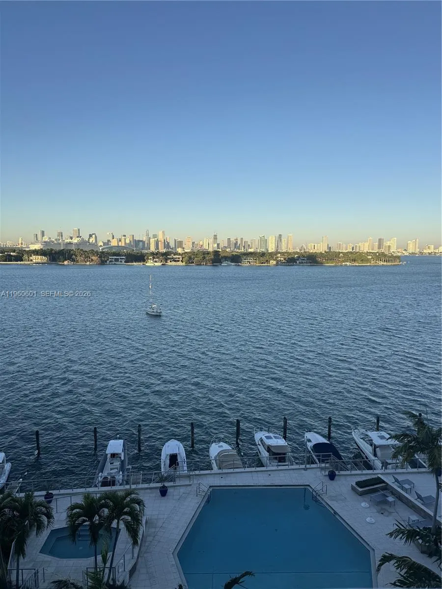 800 West Ave 823, Miami Beach, Florida 33139, Miami Beach, Florida 33139, 1 Bedroom Bedrooms, ,1 BathroomBathrooms,Residential,For Sale,800 West Ave 823, Miami Beach, Florida 33139,A11960601