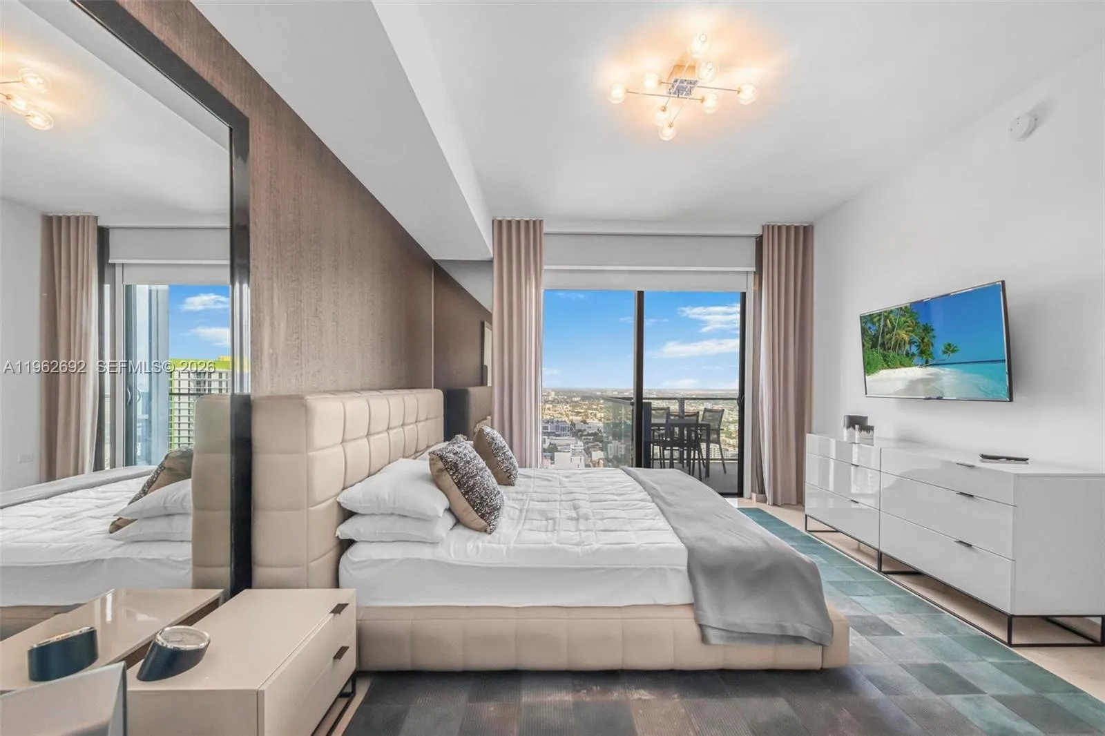 Very spacious and very well furnished