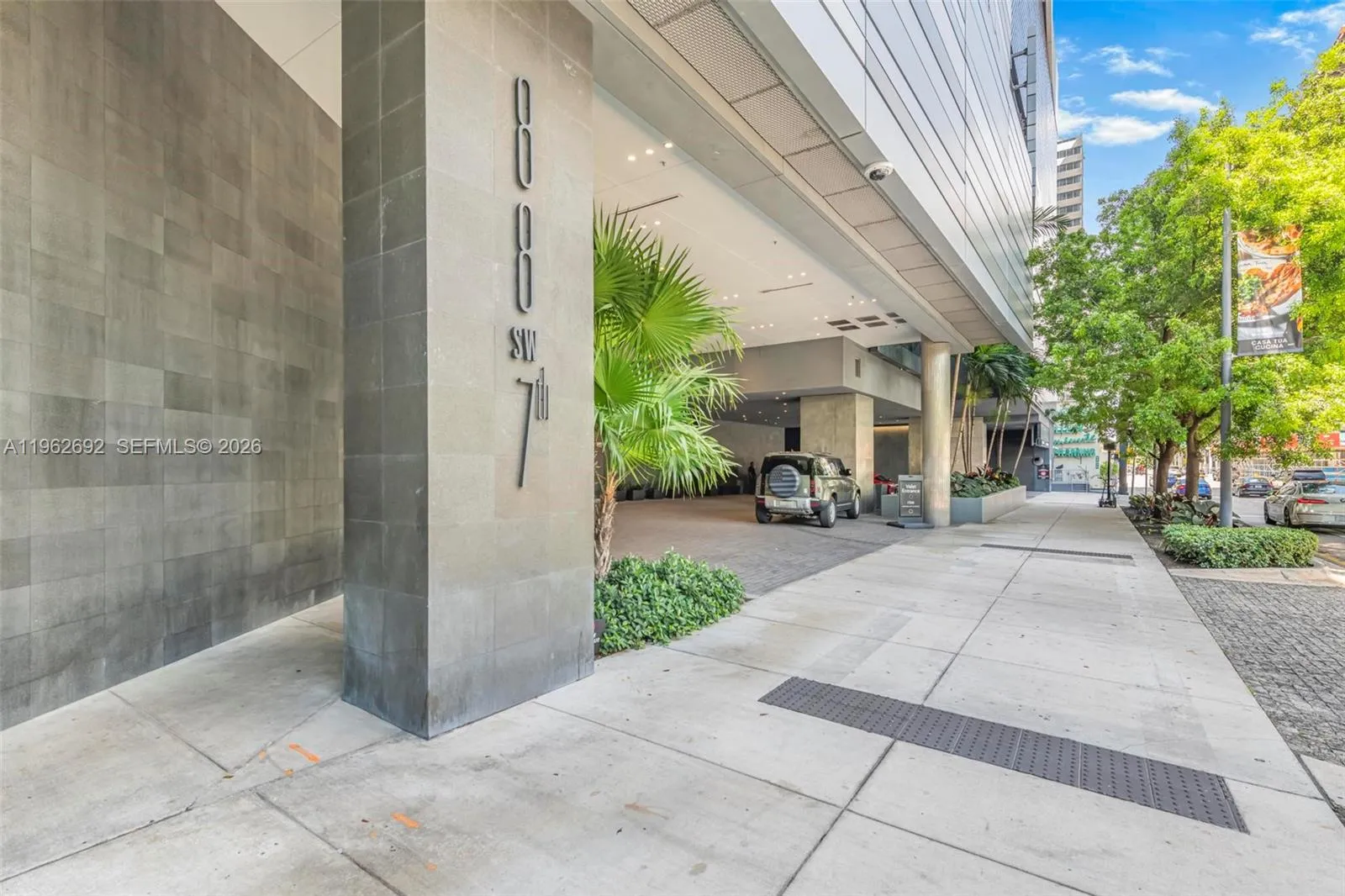Rise building entrance\n