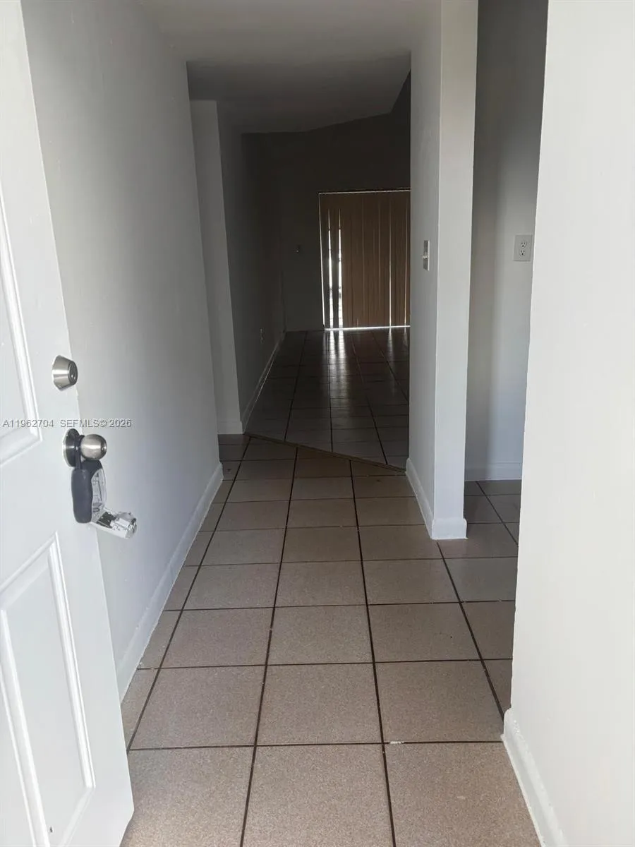 2710 W 76th St 101, Hialeah, Florida 33016, Hialeah, Florida 33016, 2 Bedrooms Bedrooms, ,1 BathroomBathrooms,Residential Lease,For Rent,2710 W 76th St 101, Hialeah, Florida 33016,A11962704