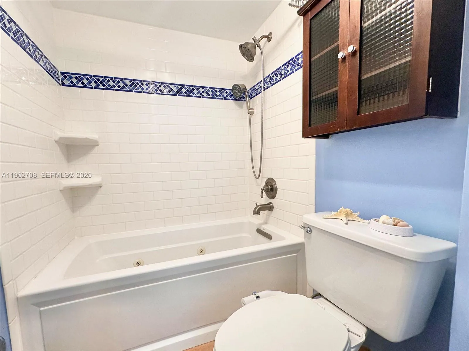 7135 Collins Ave 811, Miami Beach, Florida 33141, Miami Beach, Florida 33141, 1 Bedroom Bedrooms, ,2 BathroomsBathrooms,Residential Lease,For Rent,7135 Collins Ave 811, Miami Beach, Florida 33141,A11962708