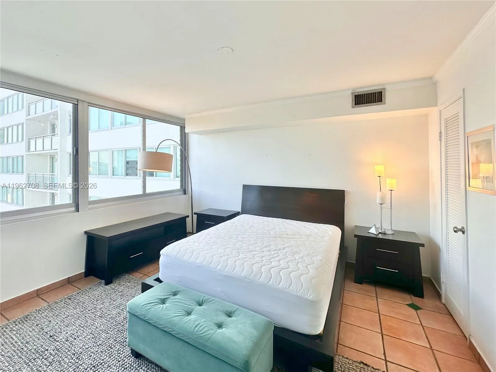 7135 Collins Ave 811, Miami Beach, Florida 33141, Miami Beach, Florida 33141, 1 Bedroom Bedrooms, ,2 BathroomsBathrooms,Residential Lease,For Rent,7135 Collins Ave 811, Miami Beach, Florida 33141,A11962708