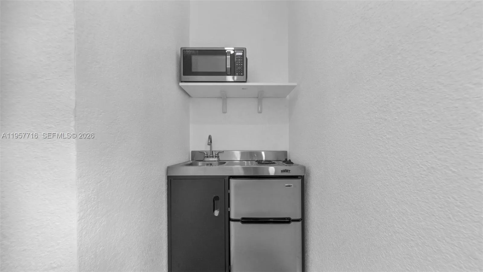 Miami, Florida 33173, 1 Bedroom Bedrooms, ,1 BathroomBathrooms,Residential Lease,For Rent,A11957716