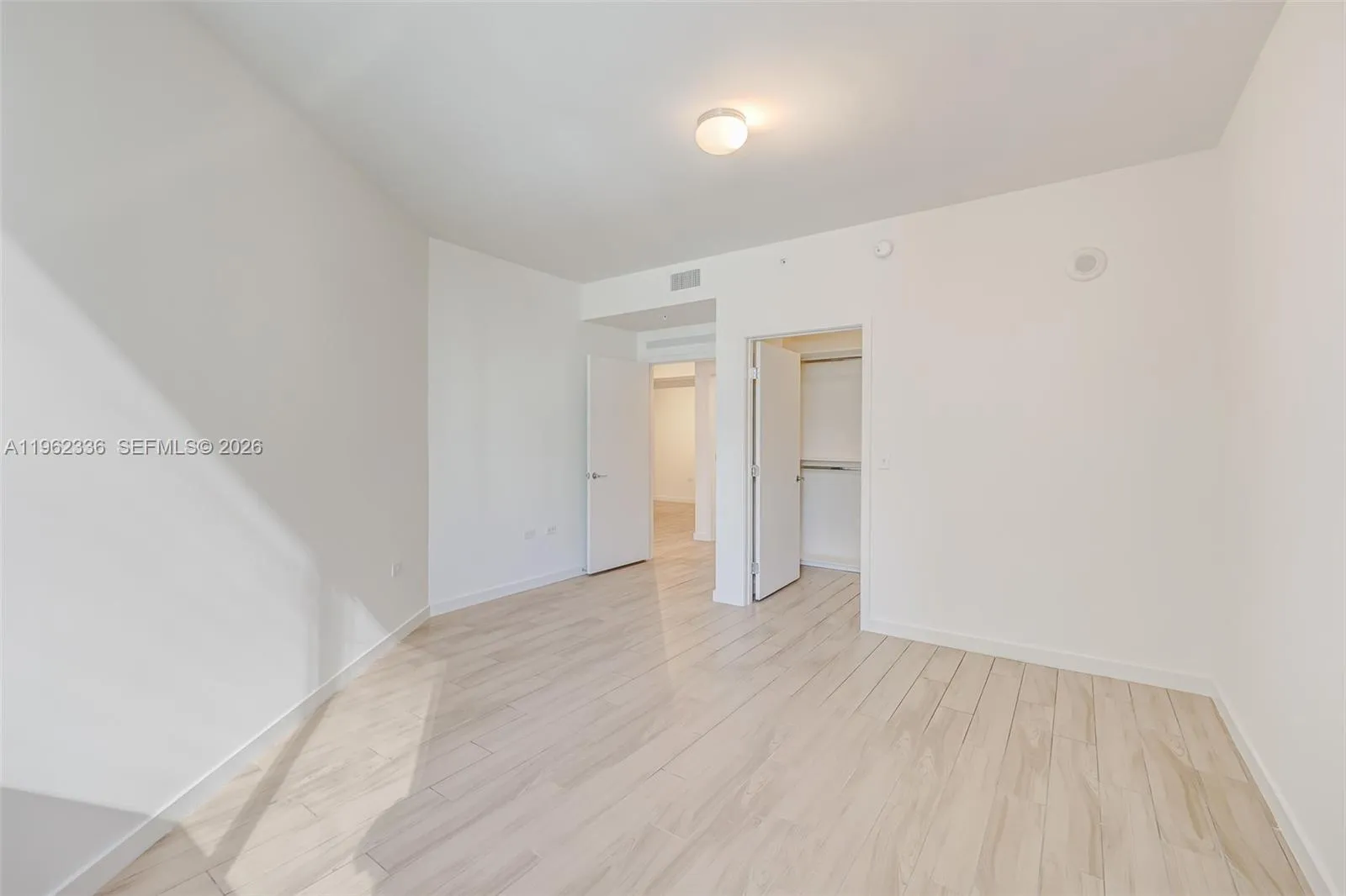 999 Sw 1st Ave 1916, Miami, Florida 33130, Miami, Florida 33130, 2 Bedrooms Bedrooms, ,2 BathroomsBathrooms,Residential,For Sale,999 Sw 1st Ave 1916, Miami, Florida 33130,A11962336