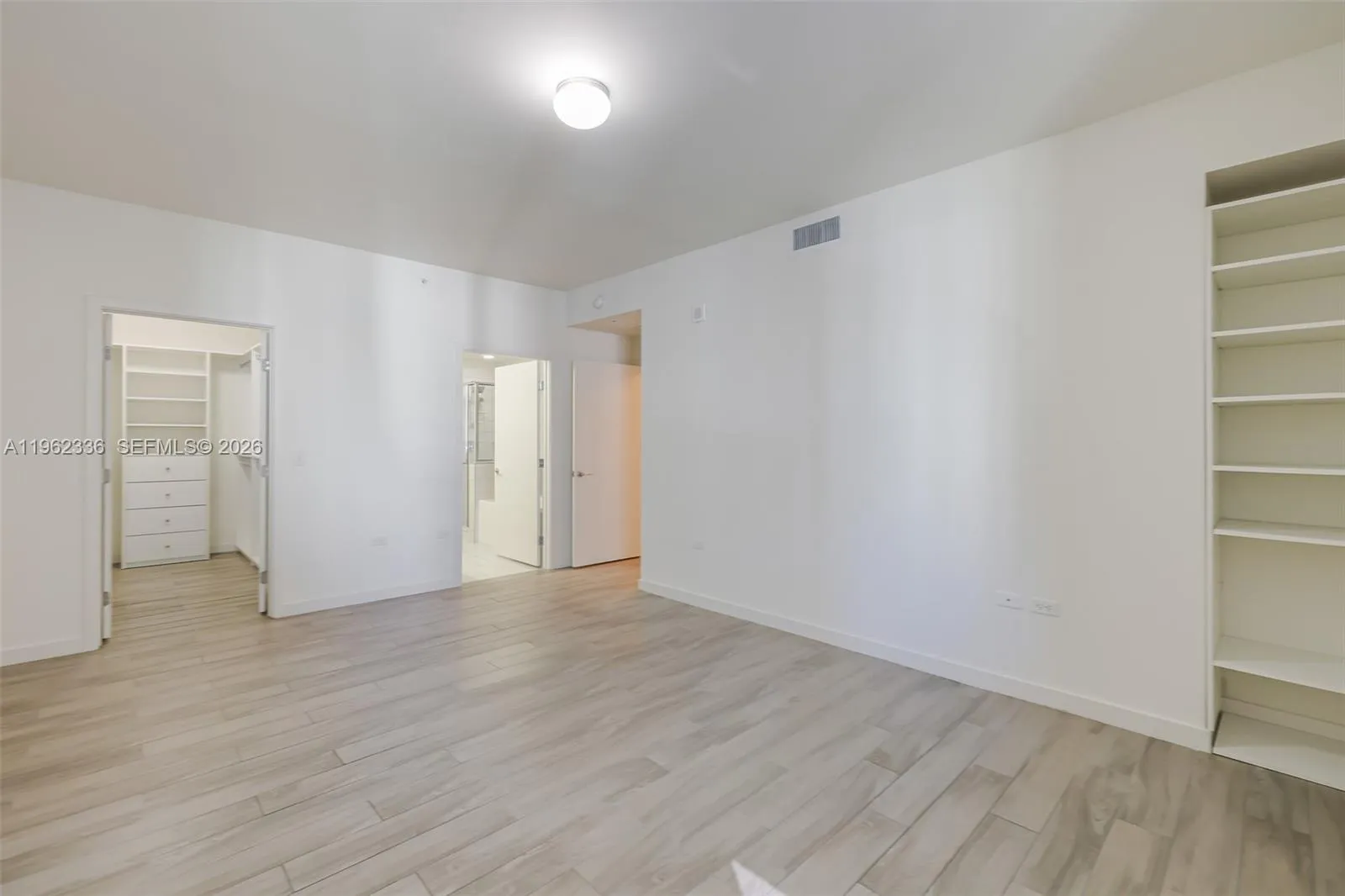 999 Sw 1st Ave 1916, Miami, Florida 33130, Miami, Florida 33130, 2 Bedrooms Bedrooms, ,2 BathroomsBathrooms,Residential,For Sale,999 Sw 1st Ave 1916, Miami, Florida 33130,A11962336