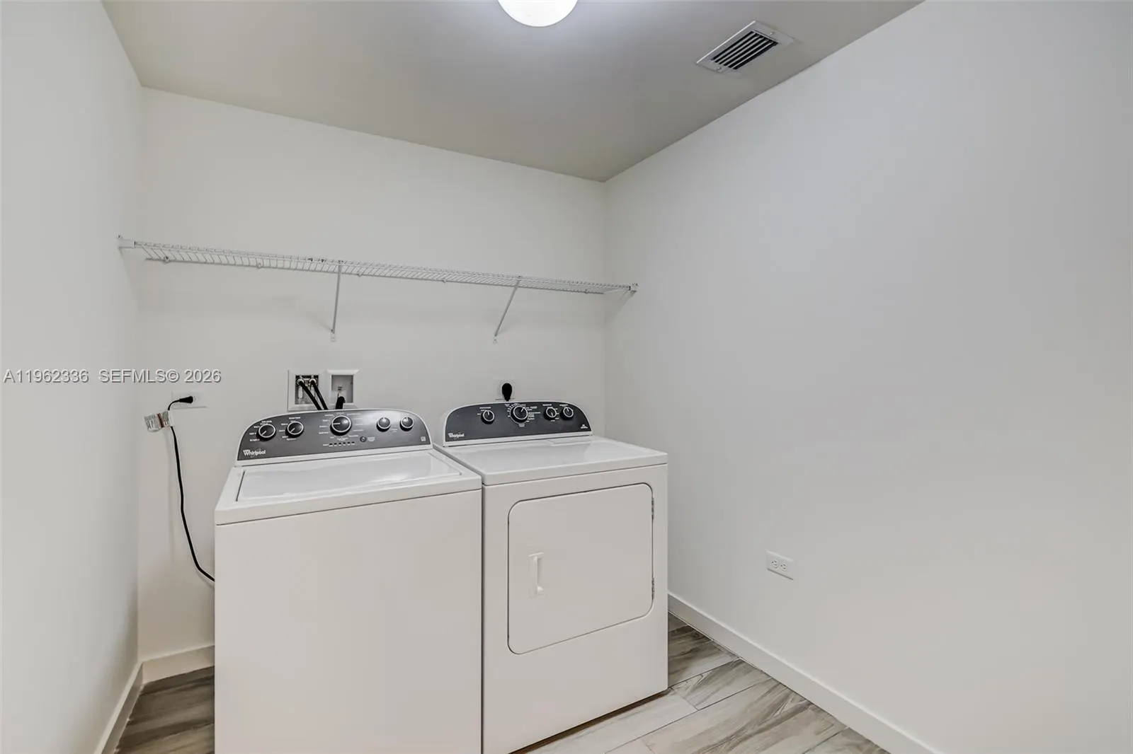 999 Sw 1st Ave 1916, Miami, Florida 33130, Miami, Florida 33130, 2 Bedrooms Bedrooms, ,2 BathroomsBathrooms,Residential,For Sale,999 Sw 1st Ave 1916, Miami, Florida 33130,A11962336
