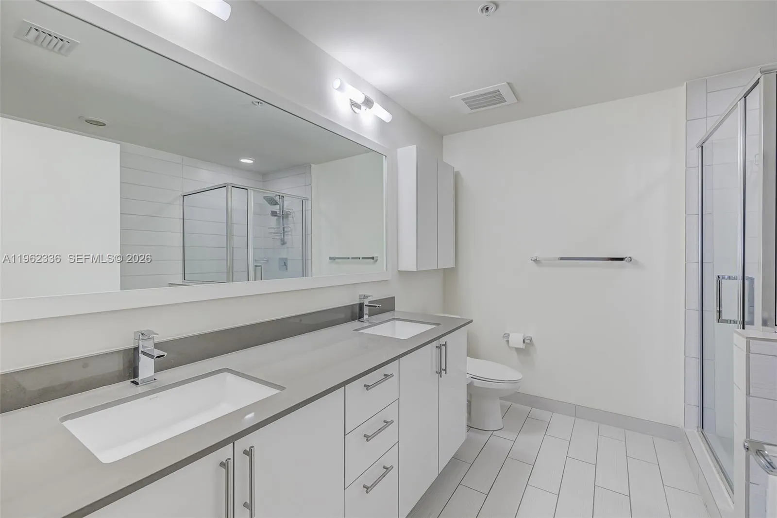 999 Sw 1st Ave 1916, Miami, Florida 33130, Miami, Florida 33130, 2 Bedrooms Bedrooms, ,2 BathroomsBathrooms,Residential,For Sale,999 Sw 1st Ave 1916, Miami, Florida 33130,A11962336