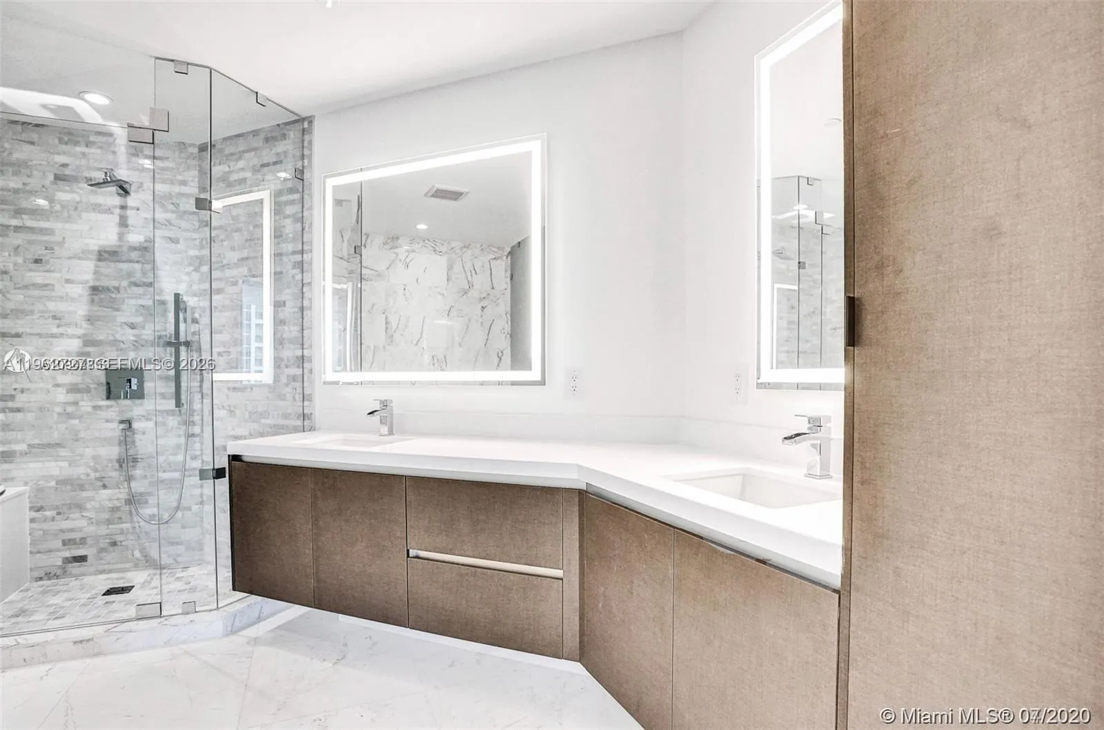 851 Ne 1st Ave 3903, Miami, Florida 33132, Miami, Florida 33132, 2 Bedrooms Bedrooms, ,3 BathroomsBathrooms,Residential Lease,For Rent,851 Ne 1st Ave 3903, Miami, Florida 33132,A11962727