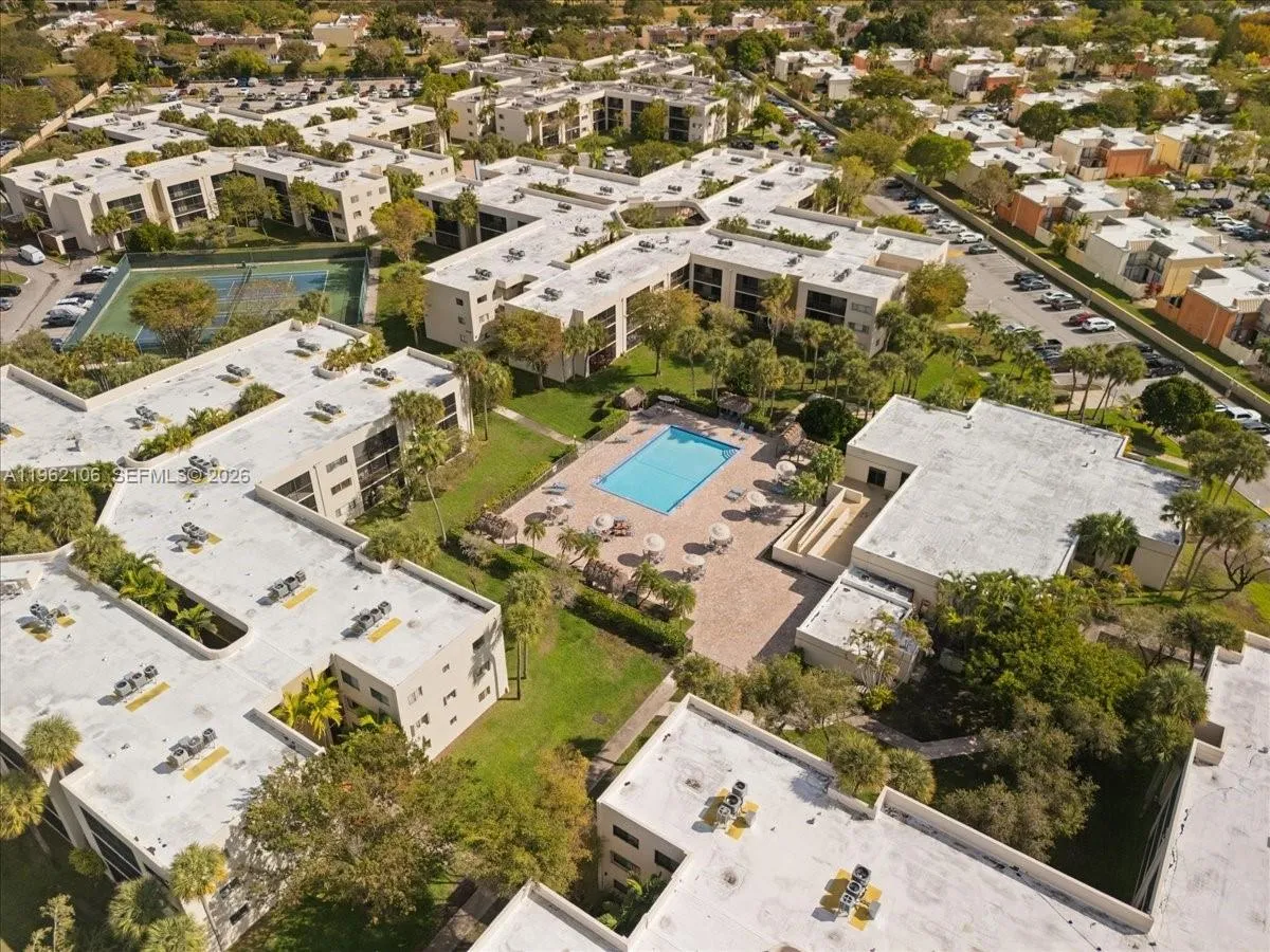 8075 Sw 107th Ave 221, Miami, Florida 33173, Miami, Florida 33173, 1 Bedroom Bedrooms, ,1 BathroomBathrooms,Residential Lease,For Rent,8075 Sw 107th Ave 221, Miami, Florida 33173,A11962106