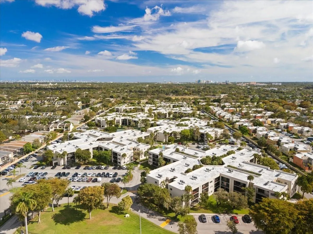 8075 Sw 107th Ave 221, Miami, Florida 33173, Miami, Florida 33173, 1 Bedroom Bedrooms, ,1 BathroomBathrooms,Residential Lease,For Rent,8075 Sw 107th Ave 221, Miami, Florida 33173,A11962106