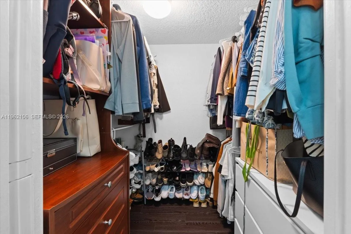 8075 Sw 107th Ave 221, Miami, Florida 33173, Miami, Florida 33173, 1 Bedroom Bedrooms, ,1 BathroomBathrooms,Residential Lease,For Rent,8075 Sw 107th Ave 221, Miami, Florida 33173,A11962106