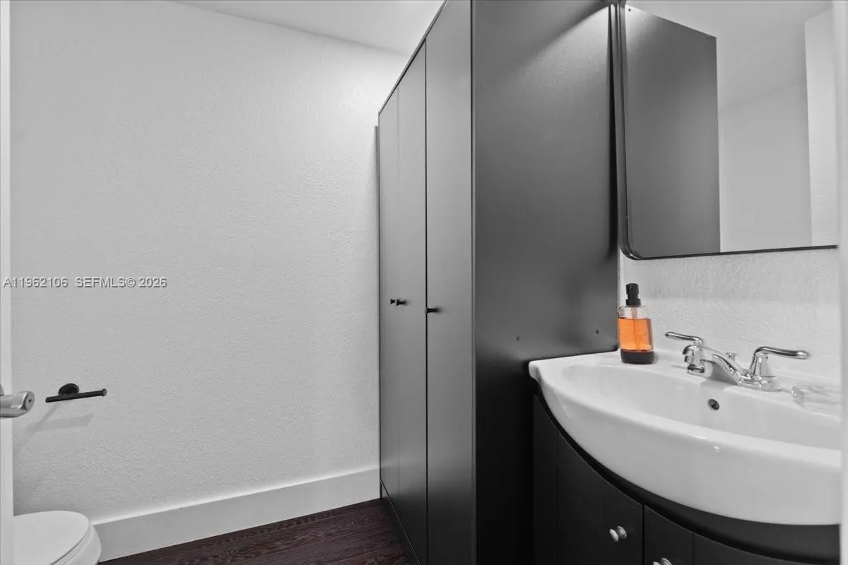 8075 Sw 107th Ave 221, Miami, Florida 33173, Miami, Florida 33173, 1 Bedroom Bedrooms, ,1 BathroomBathrooms,Residential Lease,For Rent,8075 Sw 107th Ave 221, Miami, Florida 33173,A11962106