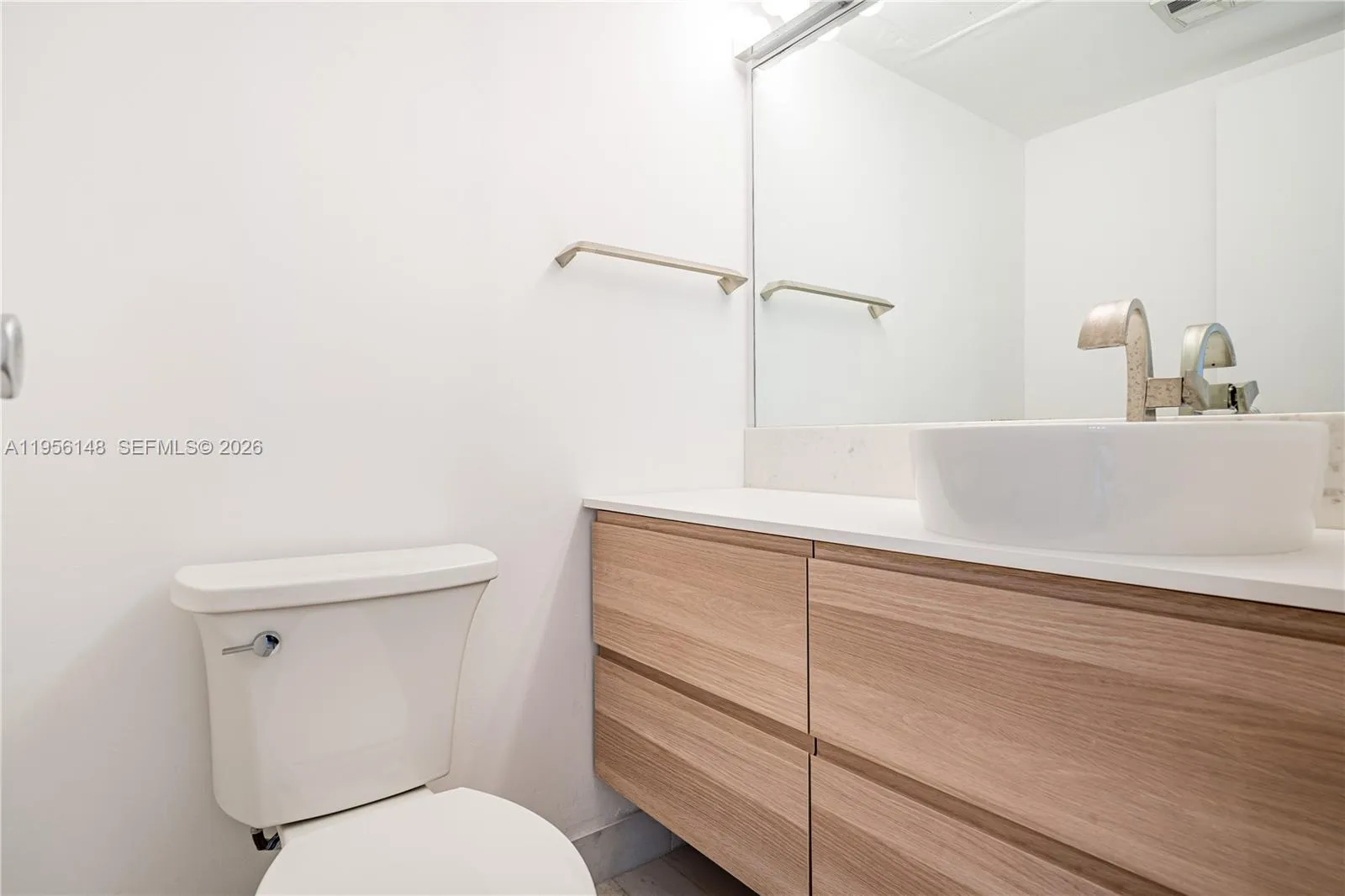 3625 N Country Club Dr 901, Aventura, Florida 3318, Aventura, Florida 33180, 1 Bedroom Bedrooms, ,1 BathroomBathrooms,Residential,For Sale,3625 N Country Club Dr 901, Aventura, Florida 3318,A11956148