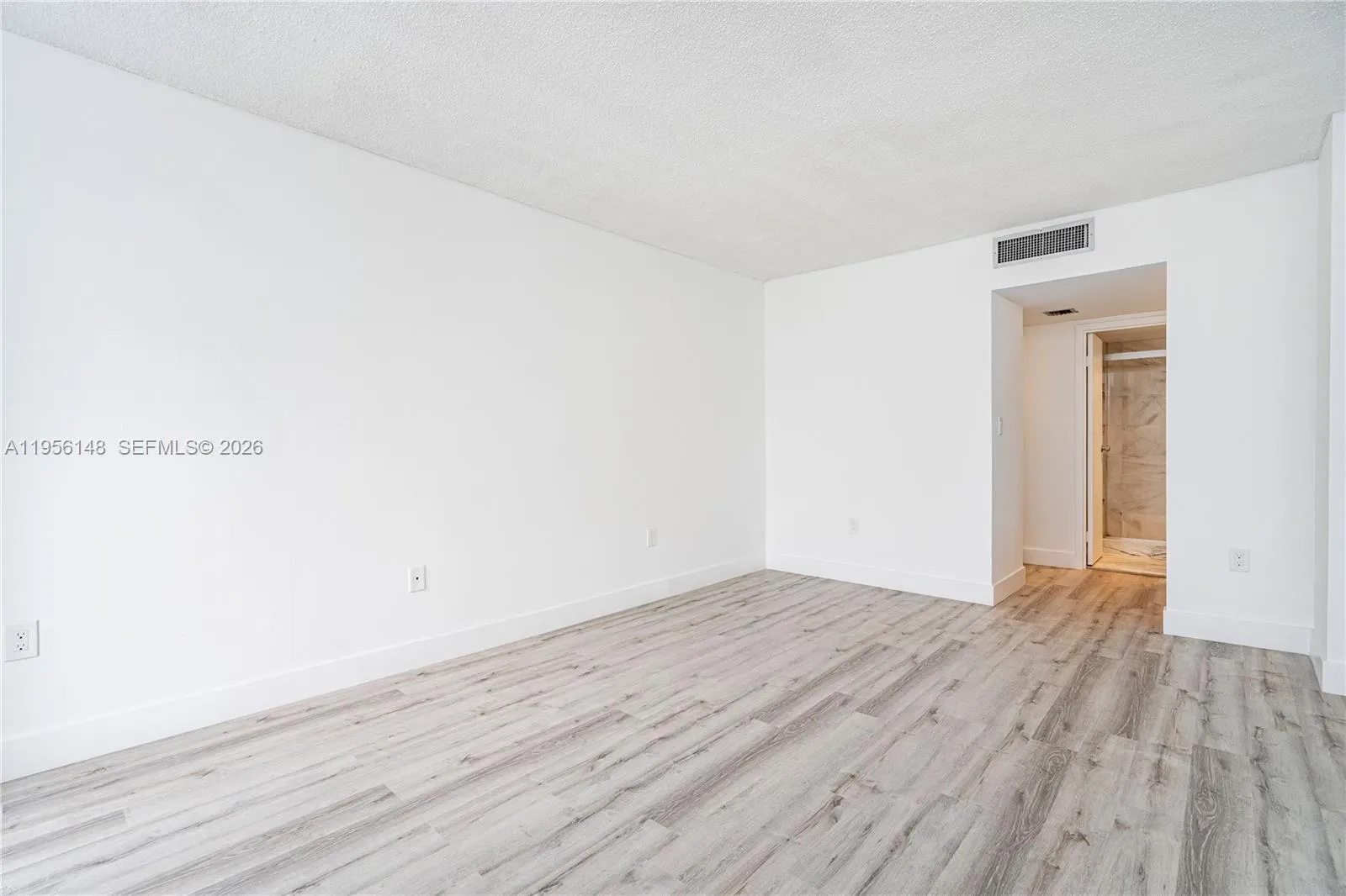 3625 N Country Club Dr 901, Aventura, Florida 3318, Aventura, Florida 33180, 1 Bedroom Bedrooms, ,1 BathroomBathrooms,Residential,For Sale,3625 N Country Club Dr 901, Aventura, Florida 3318,A11956148