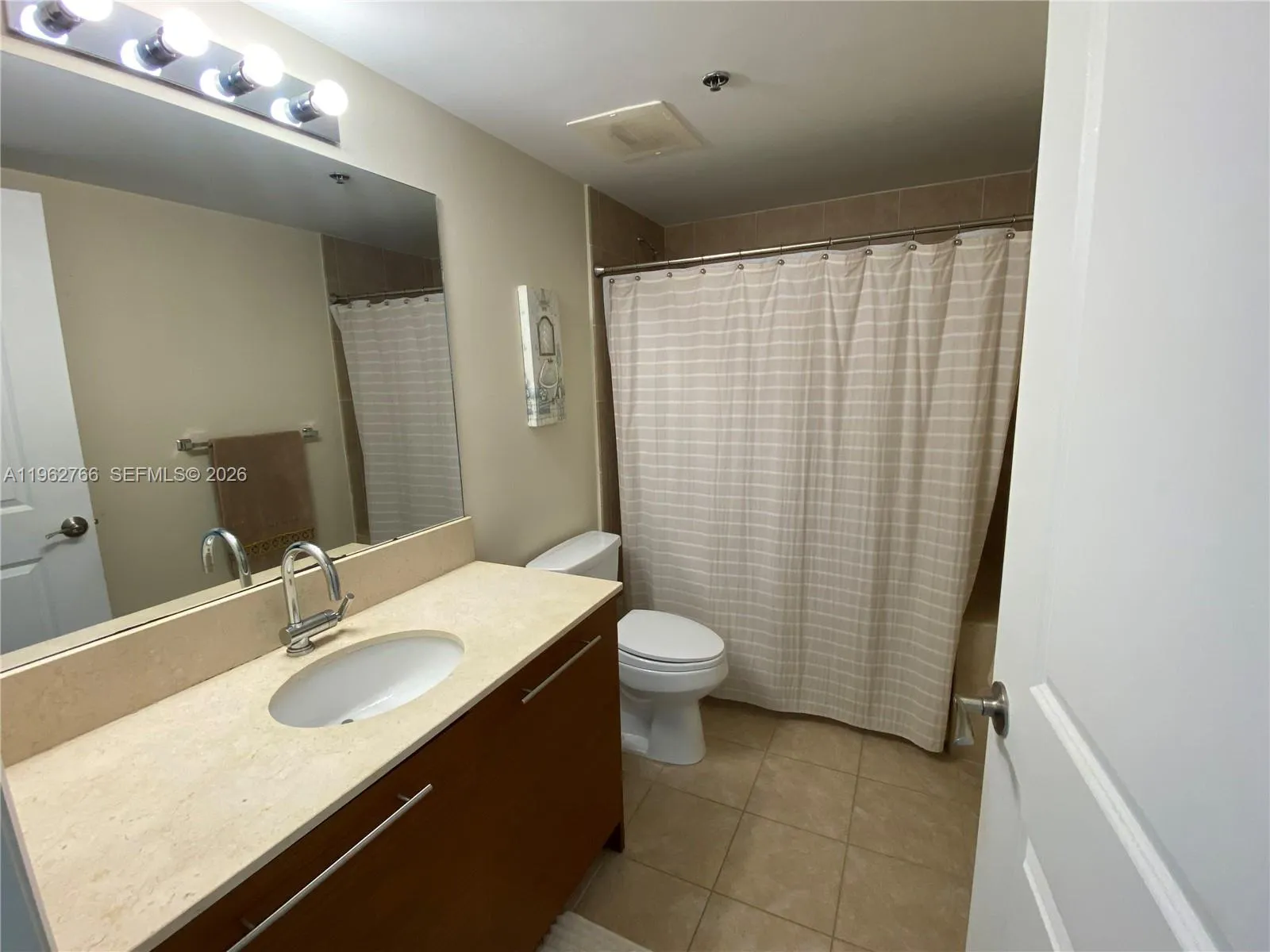 2681 N Flamingo Rd 1105s, Sunrise, Florida 33323, Sunrise, Florida 33323, 3 Bedrooms Bedrooms, ,2 BathroomsBathrooms,Residential,For Sale,2681 N Flamingo Rd 1105s, Sunrise, Florida 33323,A11962766