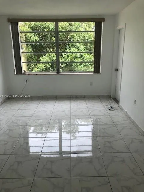 1201 Ne 191st St G411, Miami, Florida 33179, Miami, Florida 33179, 1 Bedroom Bedrooms, ,1 BathroomBathrooms,Residential,For Sale,1201 Ne 191st St G411, Miami, Florida 33179,A11962773