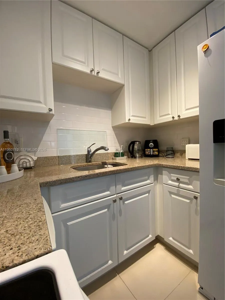 5050 Nw 7th St 312, Miami, Florida 33126, Miami, Florida 33126, 1 Bedroom Bedrooms, ,1 BathroomBathrooms,Residential,For Sale,5050 Nw 7th St 312, Miami, Florida 33126,A11960712