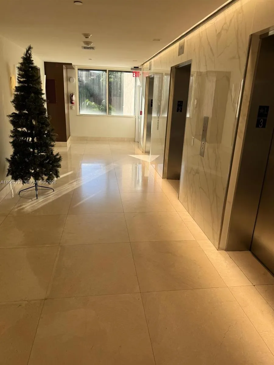 540 Brickell Key Dr 1505, Miami, Florida 33131, Miami, Florida 33131, 1 Bedroom Bedrooms, ,1 BathroomBathrooms,Residential,For Sale,540 Brickell Key Dr 1505, Miami, Florida 33131,A11962724