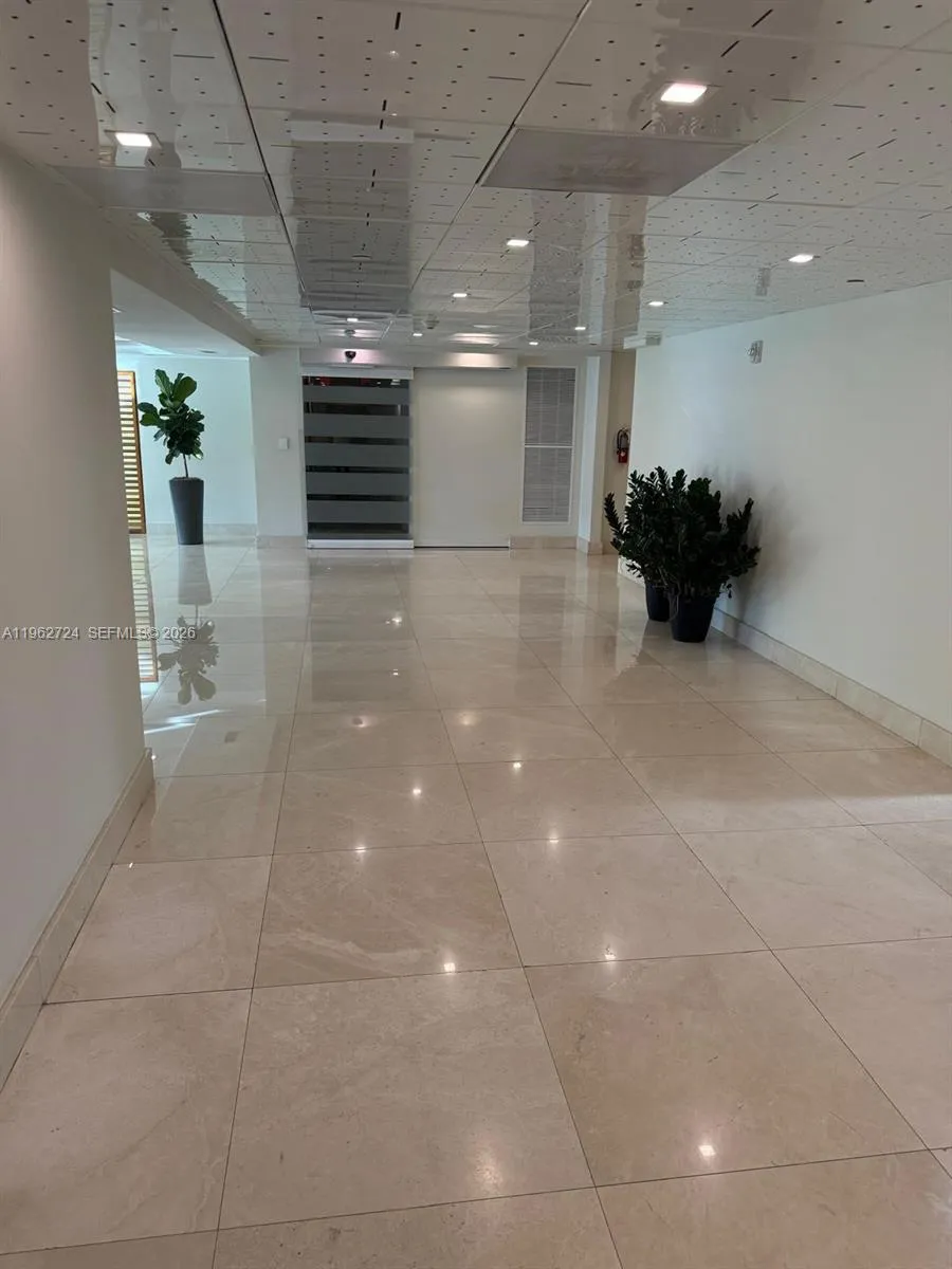 540 Brickell Key Dr 1505, Miami, Florida 33131, Miami, Florida 33131, 1 Bedroom Bedrooms, ,1 BathroomBathrooms,Residential,For Sale,540 Brickell Key Dr 1505, Miami, Florida 33131,A11962724