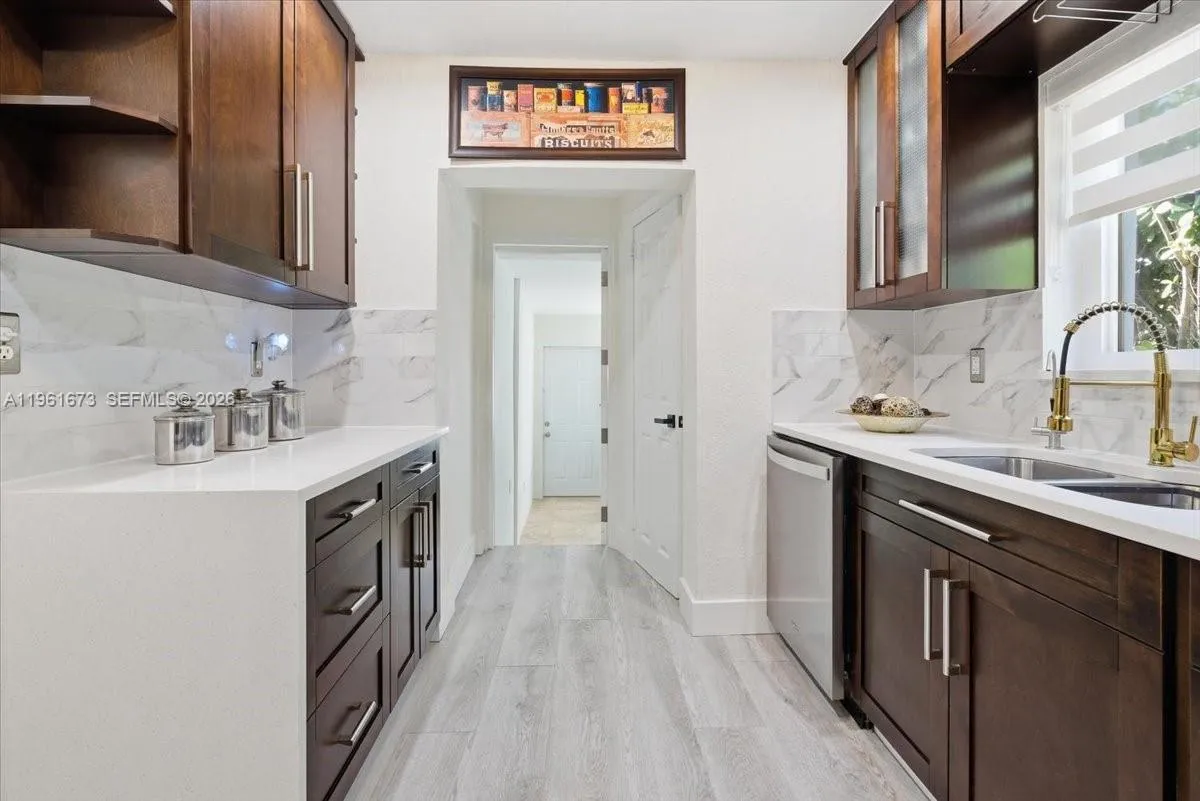 2400 Sw 21st Ter, Miami, Florida 33145, Miami, Florida 33145, 3 Bedrooms Bedrooms, 1 Room Rooms,2 BathroomsBathrooms,Residential,For Sale,2400 Sw 21st Ter, Miami, Florida 33145,A11961673