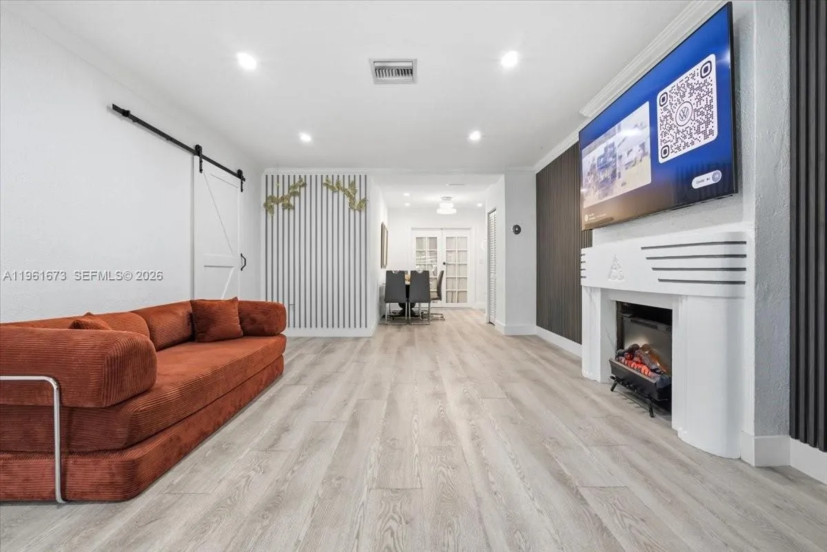 2400 Sw 21st Ter, Miami, Florida 33145, Miami, Florida 33145, 3 Bedrooms Bedrooms, 1 Room Rooms,2 BathroomsBathrooms,Residential,For Sale,2400 Sw 21st Ter, Miami, Florida 33145,A11961673