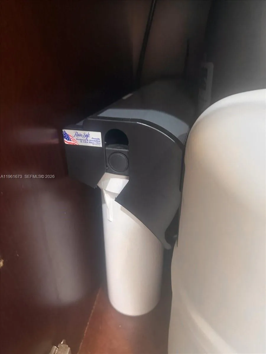 2400 Sw 21st Ter, Miami, Florida 33145, Miami, Florida 33145, 3 Bedrooms Bedrooms, 1 Room Rooms,2 BathroomsBathrooms,Residential,For Sale,2400 Sw 21st Ter, Miami, Florida 33145,A11961673