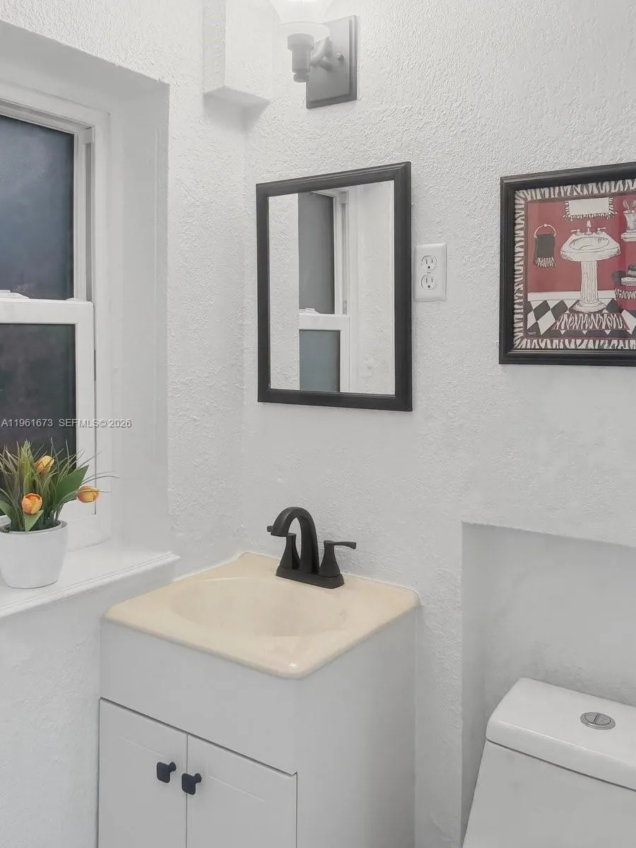 2400 Sw 21st Ter, Miami, Florida 33145, Miami, Florida 33145, 3 Bedrooms Bedrooms, 1 Room Rooms,2 BathroomsBathrooms,Residential,For Sale,2400 Sw 21st Ter, Miami, Florida 33145,A11961673