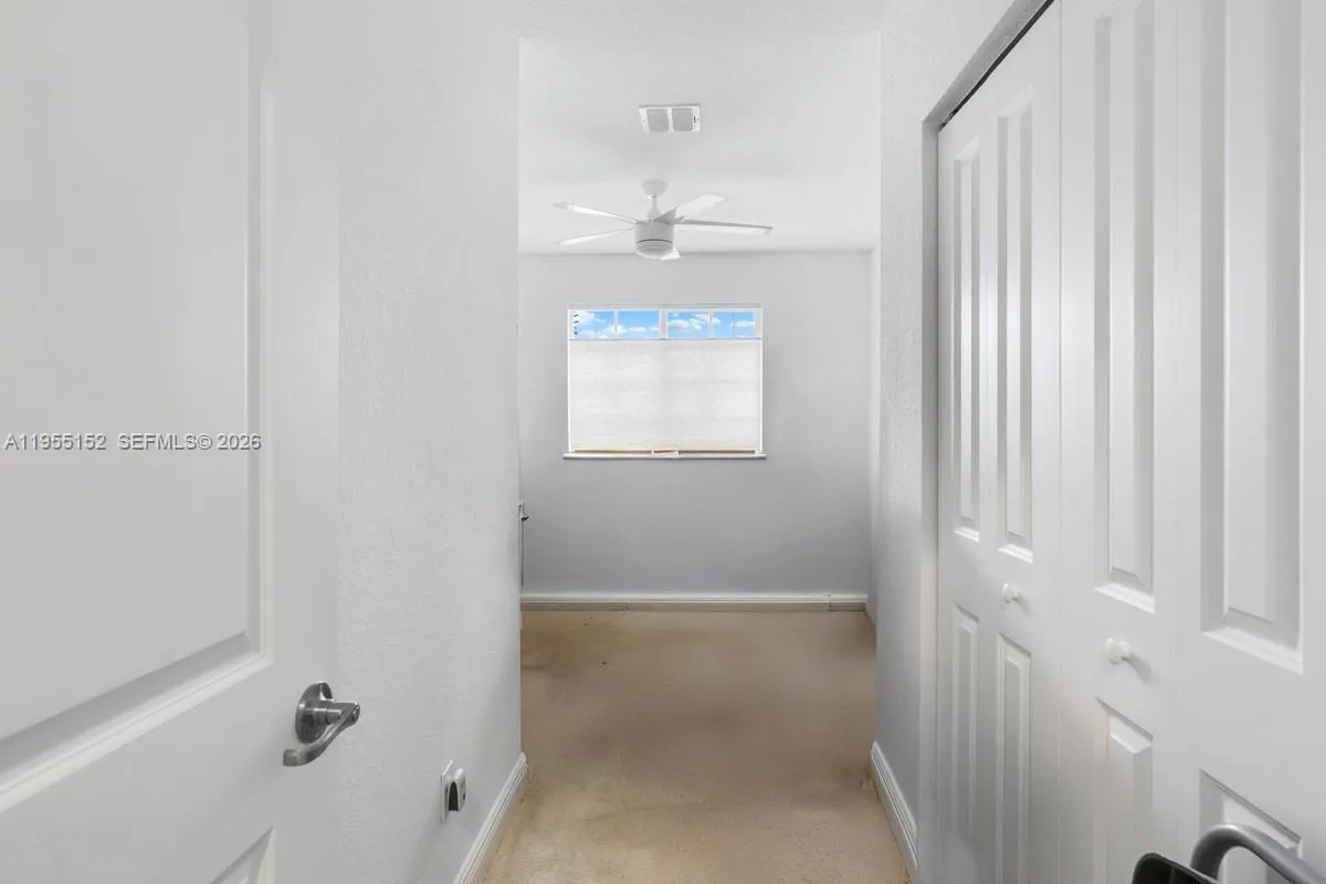 4644 Windmill Ln, Davie, Florida 33328, Davie, Florida 33328, 3 Bedrooms Bedrooms, 3 Rooms Rooms,2 BathroomsBathrooms,Residential,For Sale,4644 Windmill Ln, Davie, Florida 33328,A11955152