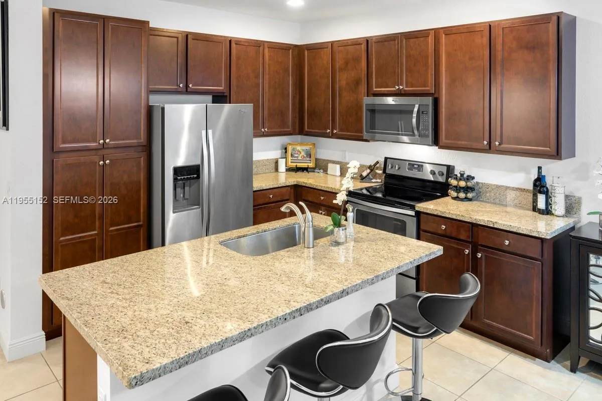 4644 Windmill Ln, Davie, Florida 33328, Davie, Florida 33328, 3 Bedrooms Bedrooms, 3 Rooms Rooms,2 BathroomsBathrooms,Residential,For Sale,4644 Windmill Ln, Davie, Florida 33328,A11955152