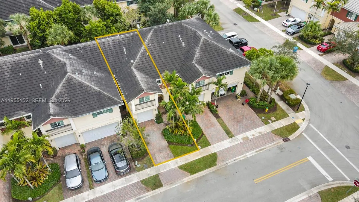 4644 Windmill Ln, Davie, Florida 33328, Davie, Florida 33328, 3 Bedrooms Bedrooms, 3 Rooms Rooms,2 BathroomsBathrooms,Residential,For Sale,4644 Windmill Ln, Davie, Florida 33328,A11955152