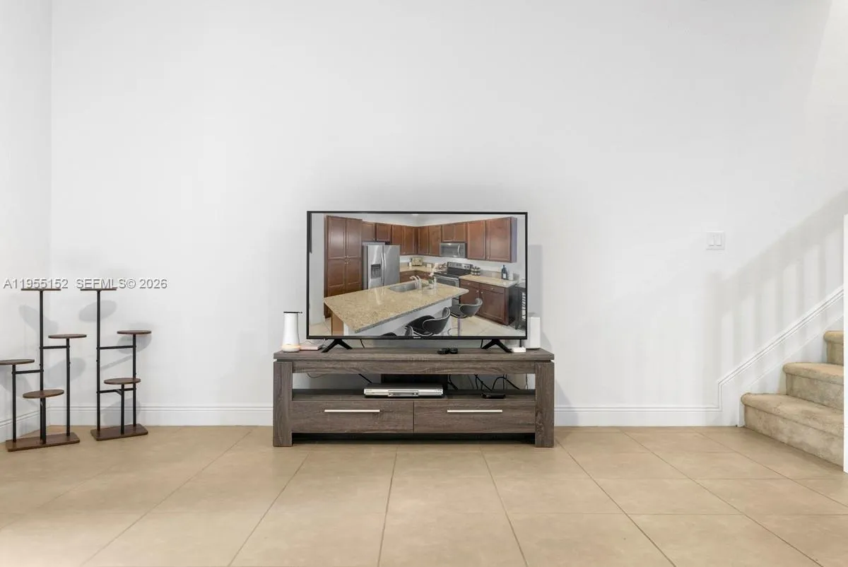 4644 Windmill Ln, Davie, Florida 33328, Davie, Florida 33328, 3 Bedrooms Bedrooms, 3 Rooms Rooms,2 BathroomsBathrooms,Residential,For Sale,4644 Windmill Ln, Davie, Florida 33328,A11955152