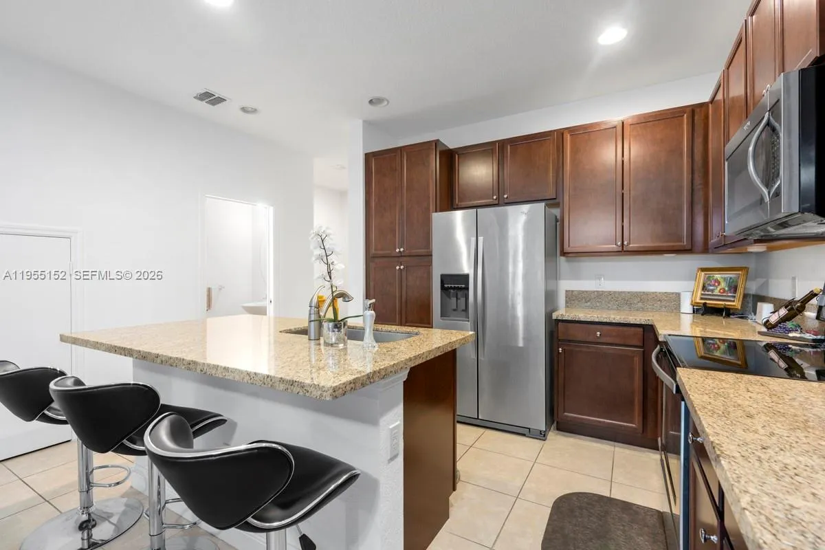 4644 Windmill Ln, Davie, Florida 33328, Davie, Florida 33328, 3 Bedrooms Bedrooms, 3 Rooms Rooms,2 BathroomsBathrooms,Residential,For Sale,4644 Windmill Ln, Davie, Florida 33328,A11955152