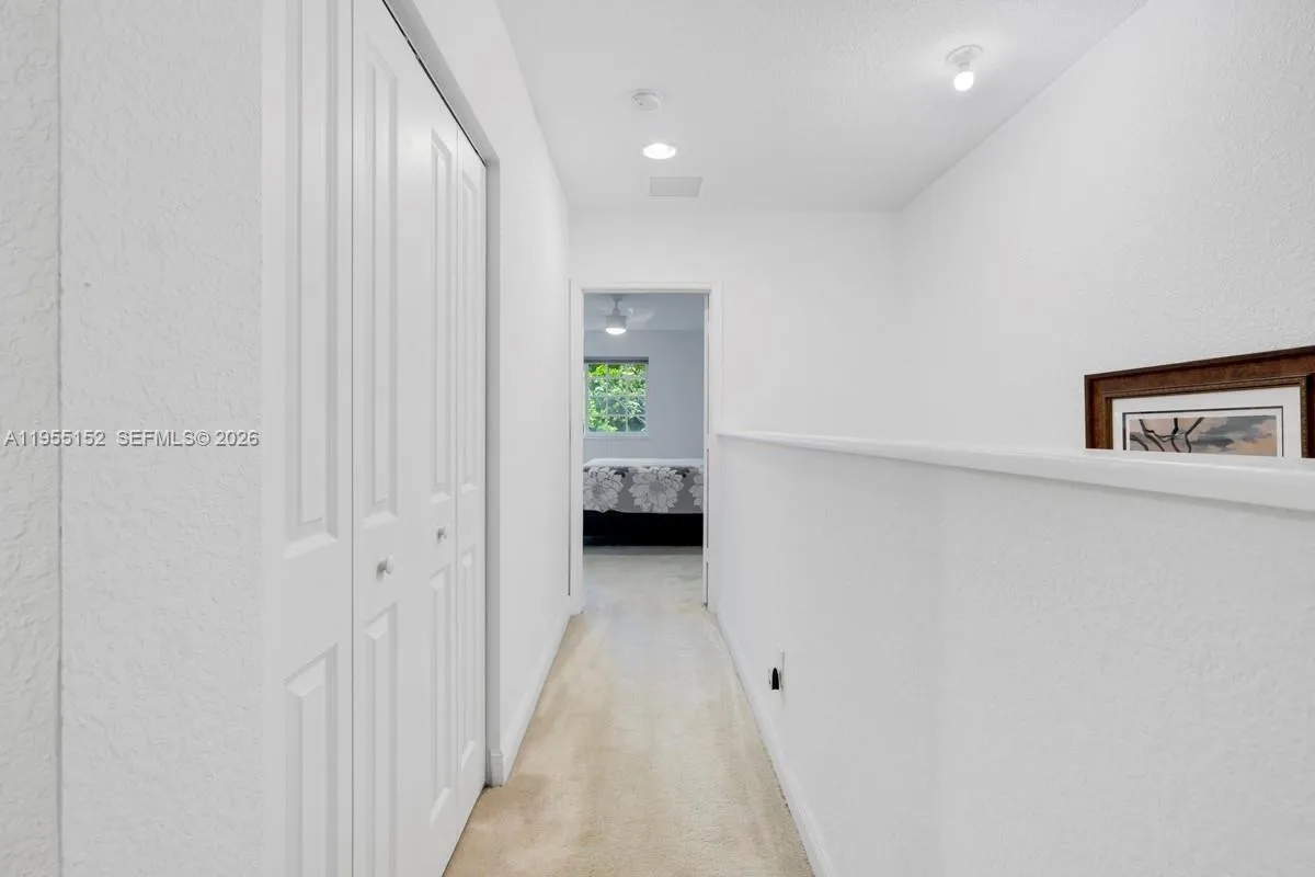 4644 Windmill Ln, Davie, Florida 33328, Davie, Florida 33328, 3 Bedrooms Bedrooms, 3 Rooms Rooms,2 BathroomsBathrooms,Residential,For Sale,4644 Windmill Ln, Davie, Florida 33328,A11955152