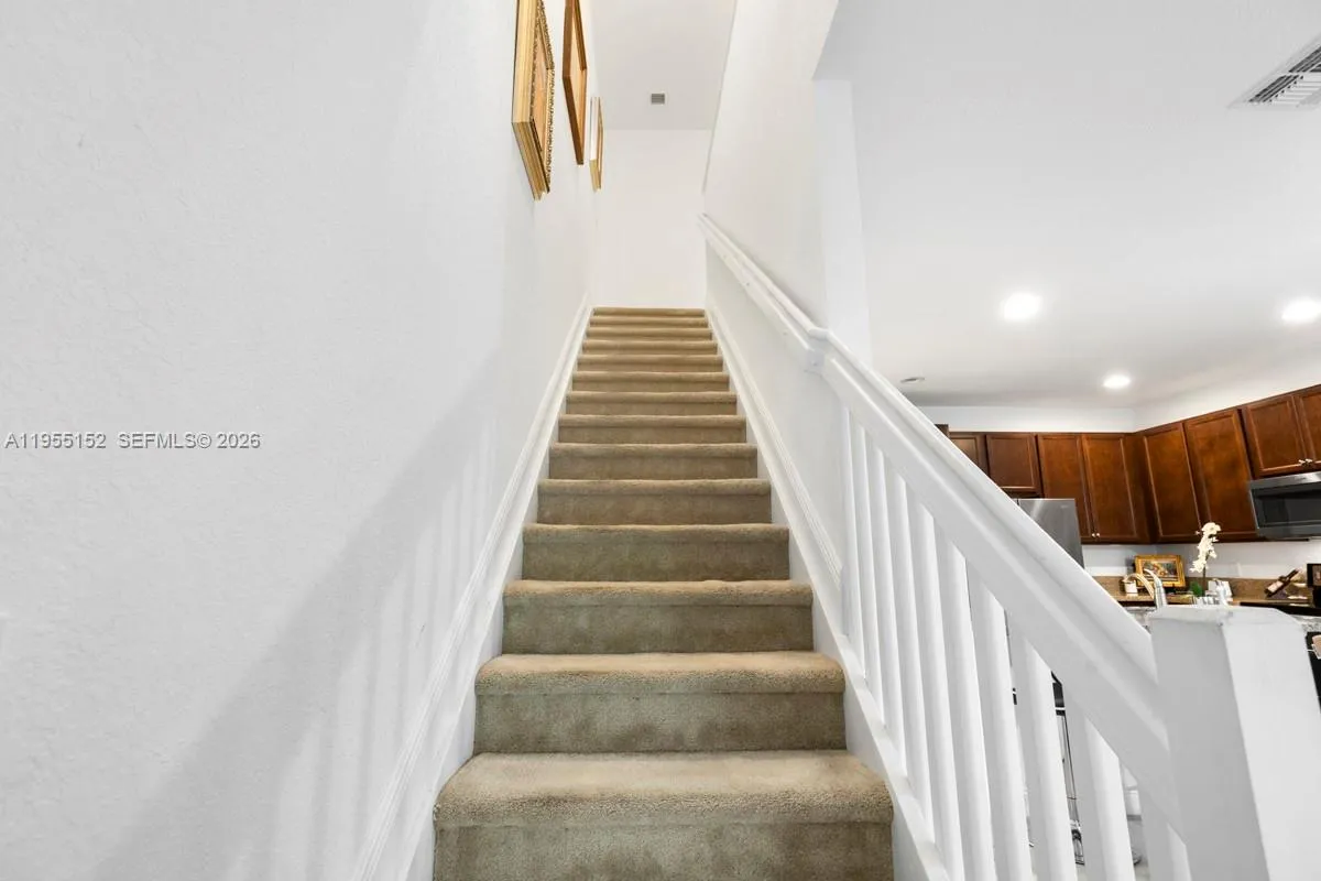 4644 Windmill Ln, Davie, Florida 33328, Davie, Florida 33328, 3 Bedrooms Bedrooms, 3 Rooms Rooms,2 BathroomsBathrooms,Residential,For Sale,4644 Windmill Ln, Davie, Florida 33328,A11955152