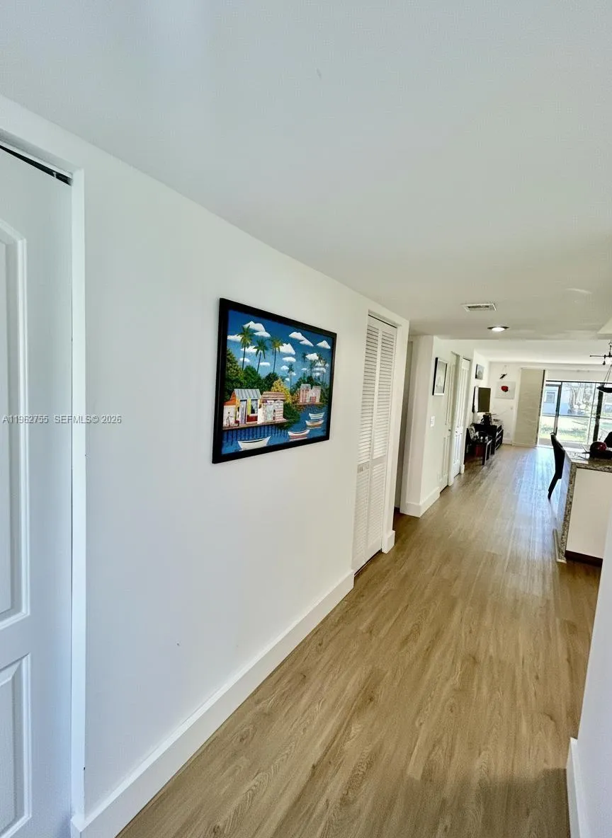 439 Lakeview Dr 106, Weston, Florida 33326, Weston, Florida 33326, 2 Bedrooms Bedrooms, ,2 BathroomsBathrooms,Residential,For Sale,439 Lakeview Dr 106, Weston, Florida 33326,A11962755