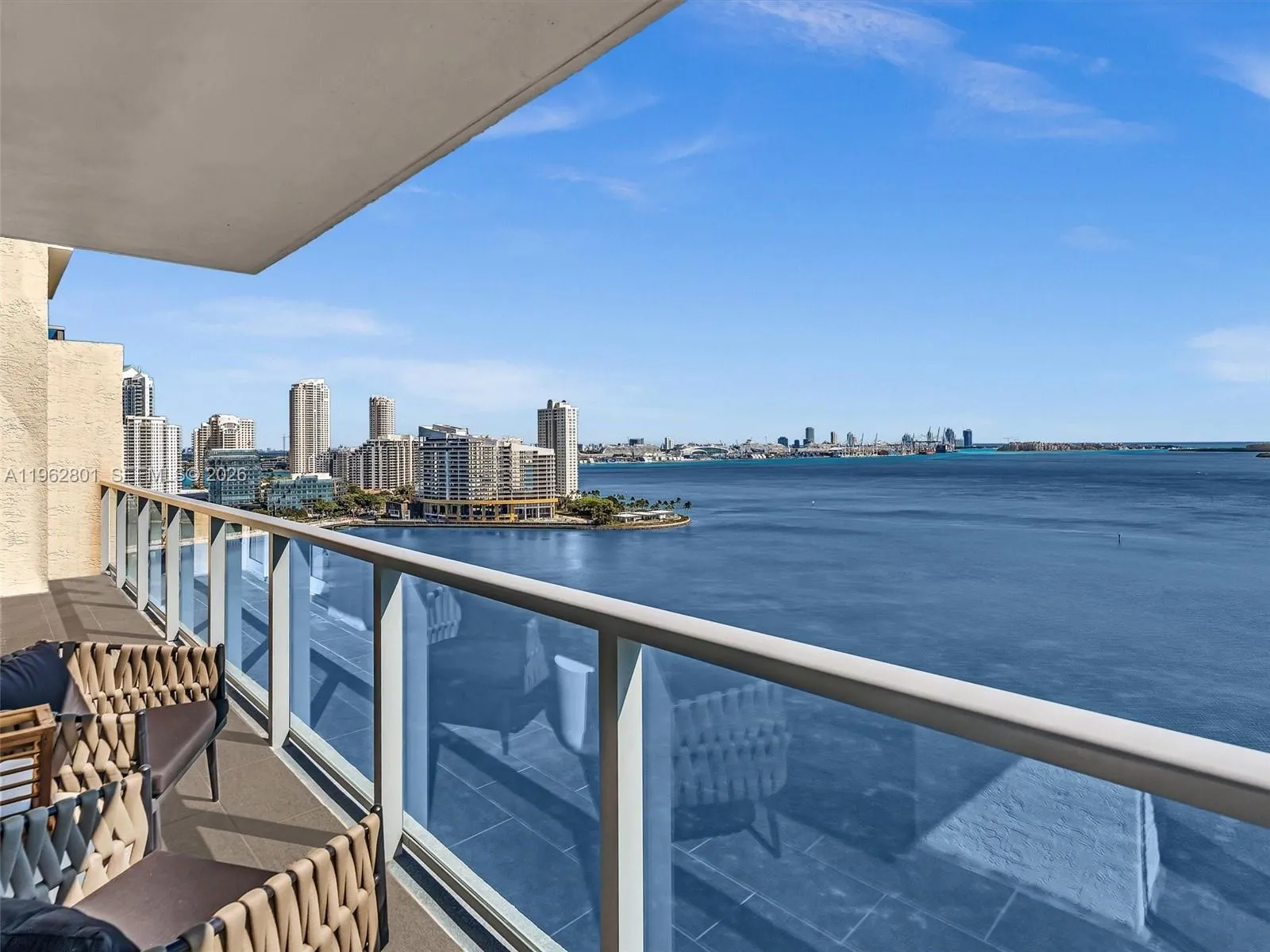1155 Brickell Bay Dr 2011, Miami, Florida 33131, Miami, Florida 33131, 2 Bedrooms Bedrooms, ,2 BathroomsBathrooms,Residential,For Sale,1155 Brickell Bay Dr 2011, Miami, Florida 33131,A11962801