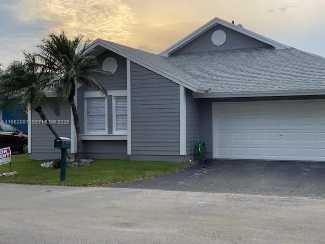 10304 Sw 139th Pl, Miami, Florida 33186, Miami, Florida 33186, 4 Bedrooms Bedrooms, ,2 BathroomsBathrooms,Residential Lease,For Rent,10304 Sw 139th Pl, Miami, Florida 33186,A11962081