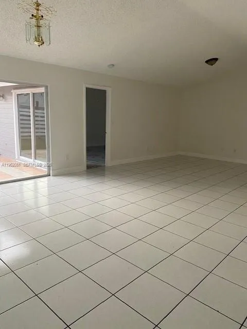 10304 Sw 139th Pl, Miami, Florida 33186, Miami, Florida 33186, 4 Bedrooms Bedrooms, ,2 BathroomsBathrooms,Residential Lease,For Rent,10304 Sw 139th Pl, Miami, Florida 33186,A11962081
