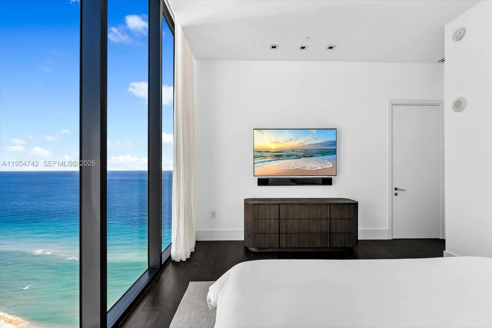 17141 Collins Ave 2902, Sunny Isles Beach, Florida, Sunny Isles Beach, Florida 33160, 2 Bedrooms Bedrooms, ,2 BathroomsBathrooms,Residential,For Sale,17141 Collins Ave 2902, Sunny Isles Beach, Florida,A11954742